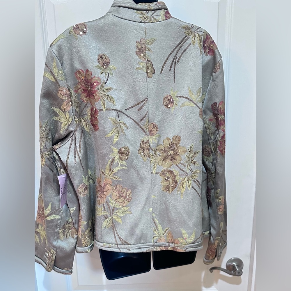 NWT lovely Floral Embroidered Women's blazer Jacket size 20W - Picture 6 of 6